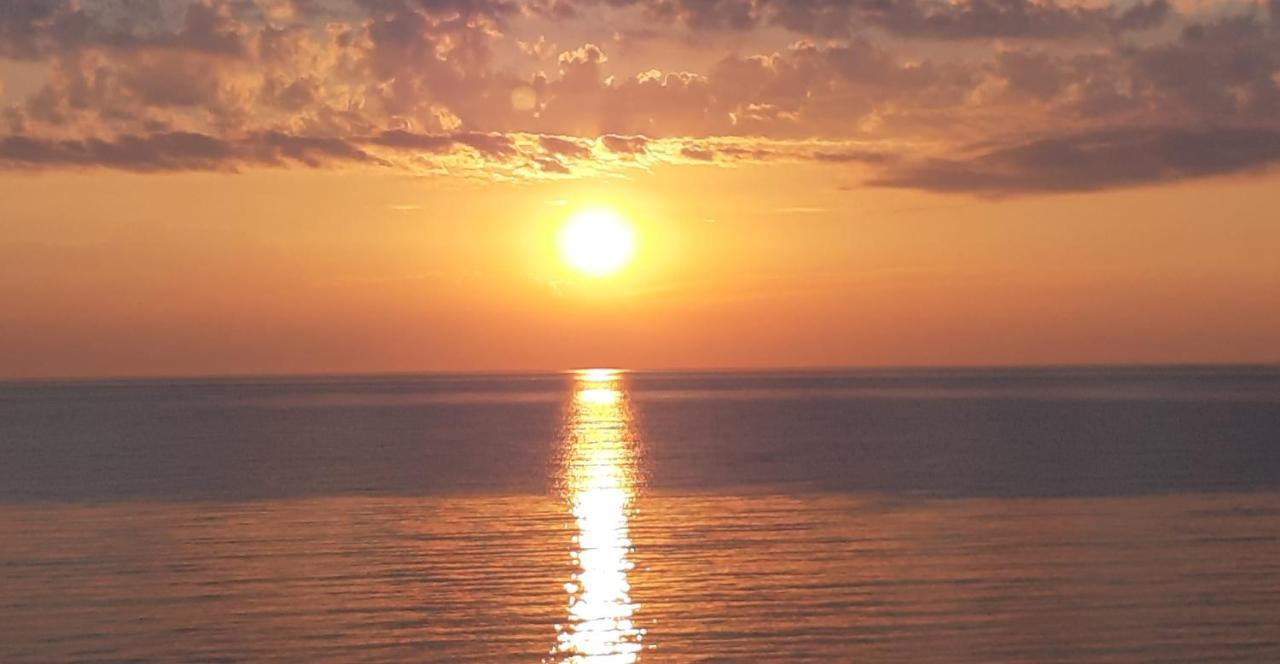 Sea View Apartments Poseidon Leptokarya  Dış mekan fotoğraf
